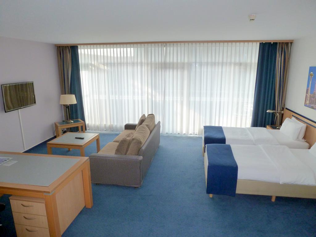 Essen City Suites Hotel 3*