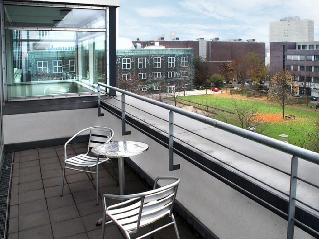 Essen City Suites 3*